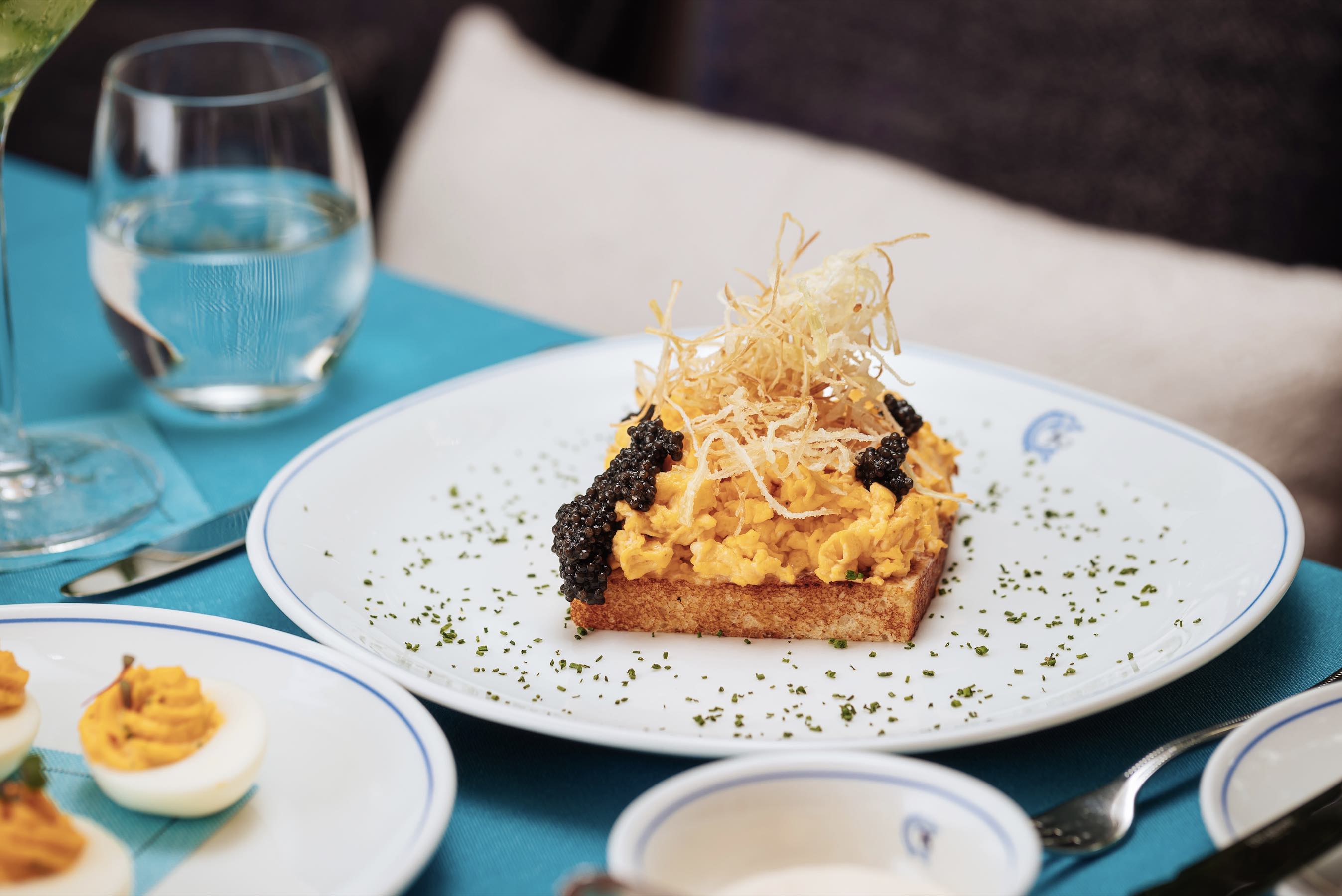 Caviar Kaspia brunch