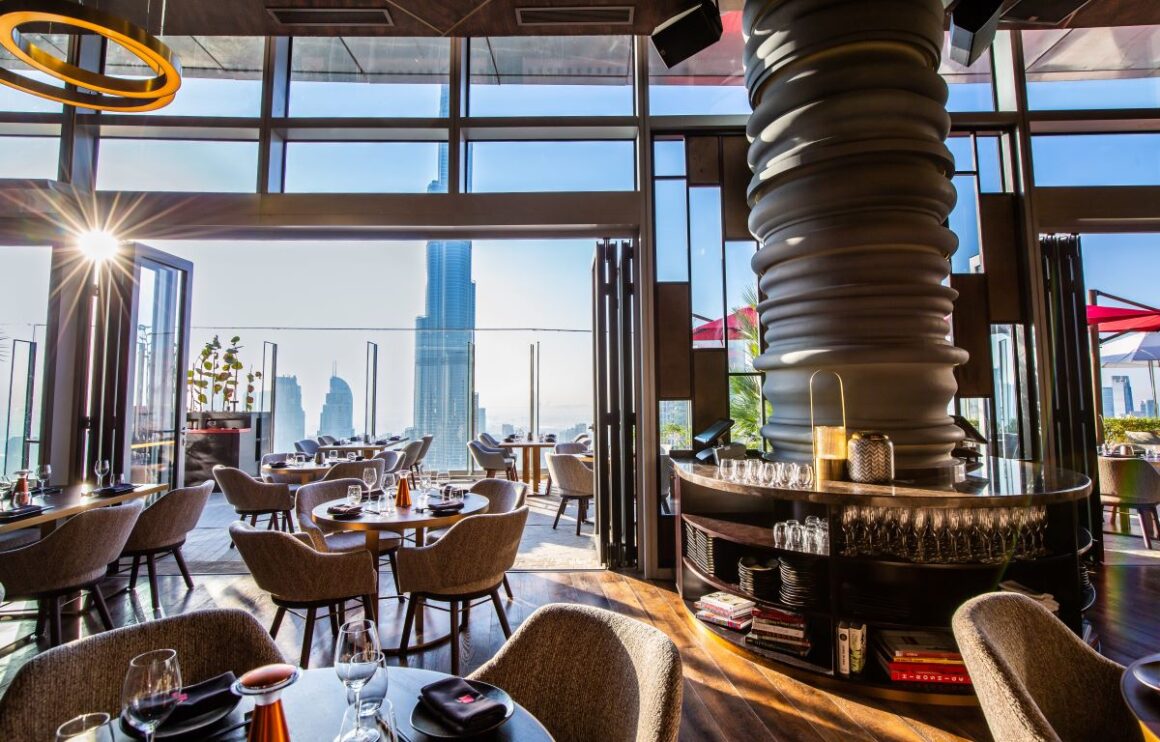 CÉ LA VI's new brunch is perfect for thrill seekers