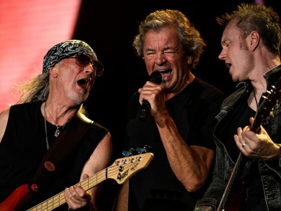 Deep Purple Dubai tour