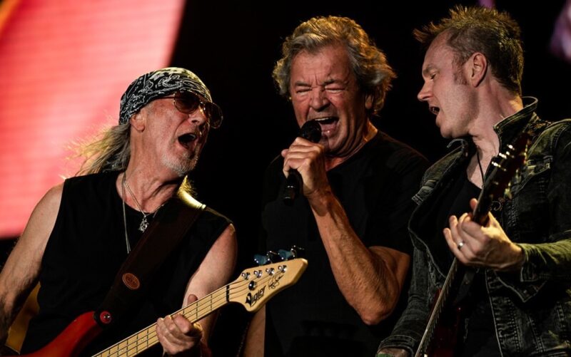 Deep Purple Dubai tour