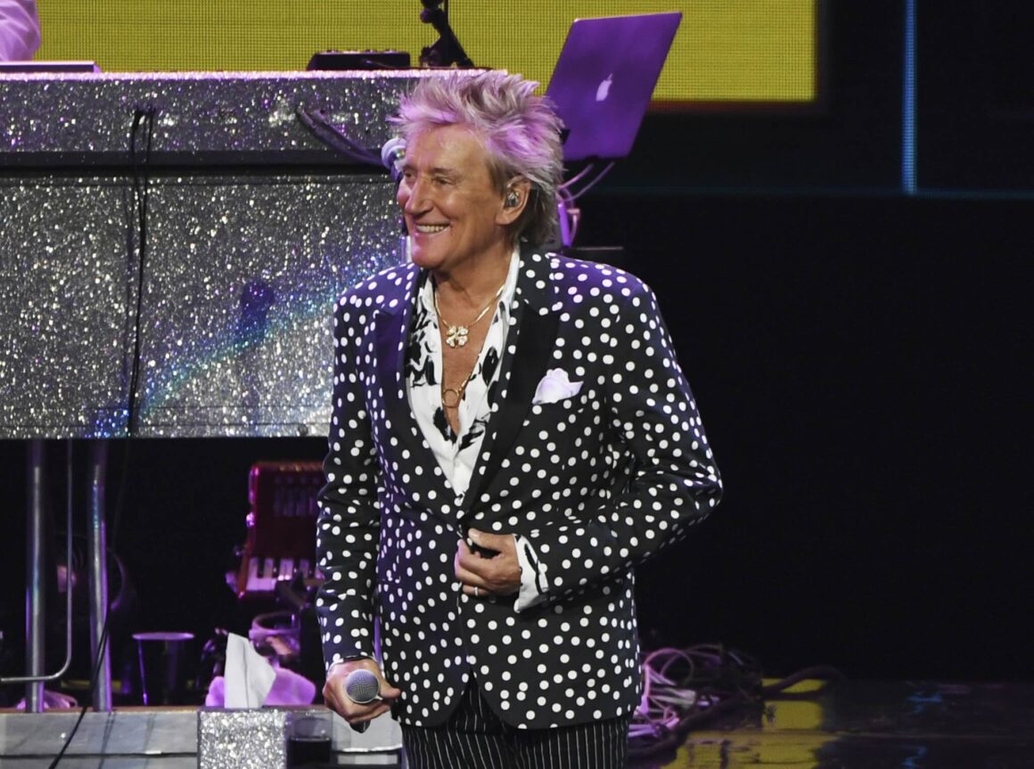 Rod Stewart Abu Dhabi