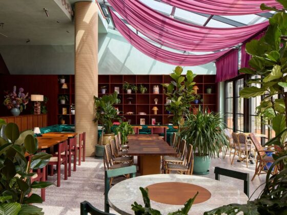 PEOPLE restaurant Dubai